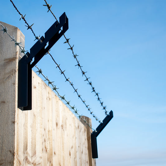 FenceEasy Heavy-Duty Barbed Wire Installation Brackets