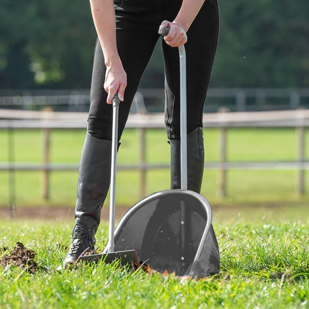 Jake's Farm Yard Muck Grabber with Retractable Handles