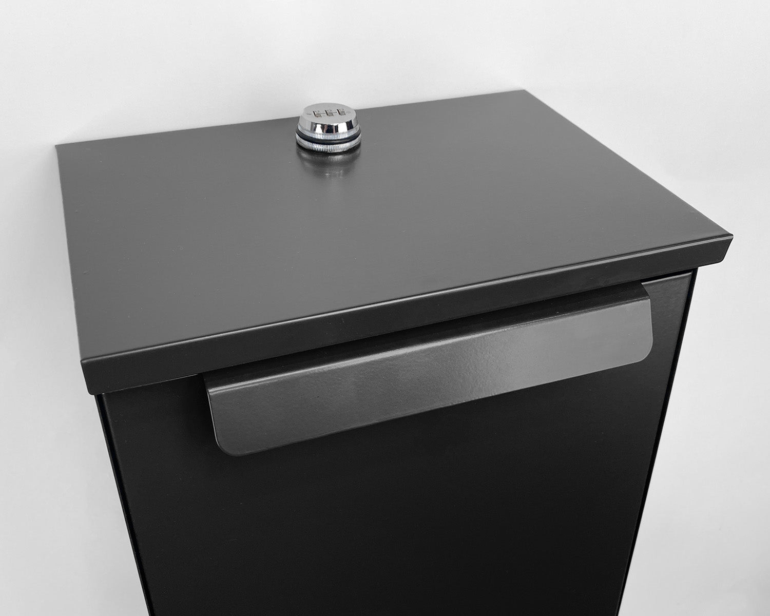 Lockable Wall Mount Secure Parcel Box - Keeps Parcel Deliveries Secure