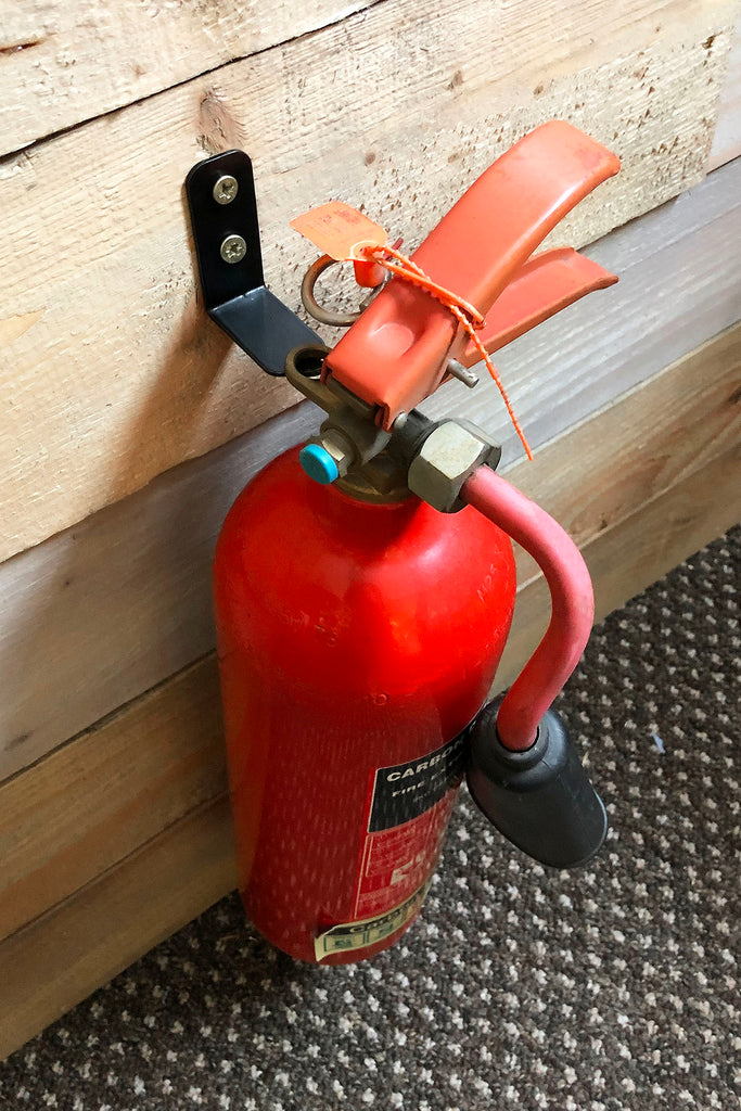 Fire Extinguisher Wall Mount Bracket - Easy Fire Safety