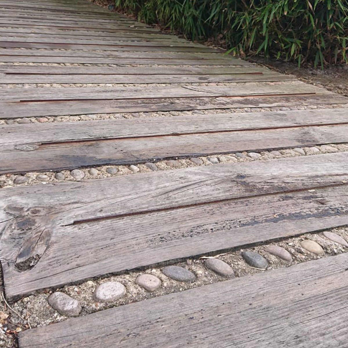 Railway Sleepers with Anti-Slip Treads installed in the centre - offers additional grip when walking over them to ensure you do not slip or fall over on wetter days